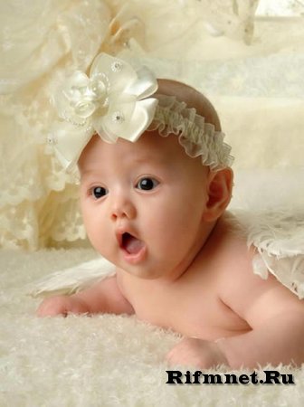 Только в детстве можно быть лысой, беззубой и при этом оставаться красавицей!!!!))))))))