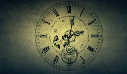 В мире нет ничего совершенно ошибочного - даже сломанные часы дважды в сутки показывают точное время.