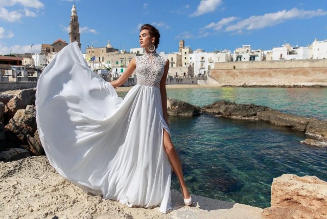 Платья в греческом стиле снова на пике популярности